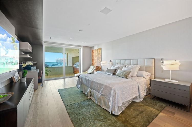 Residences at Vizcaya #502 image #14