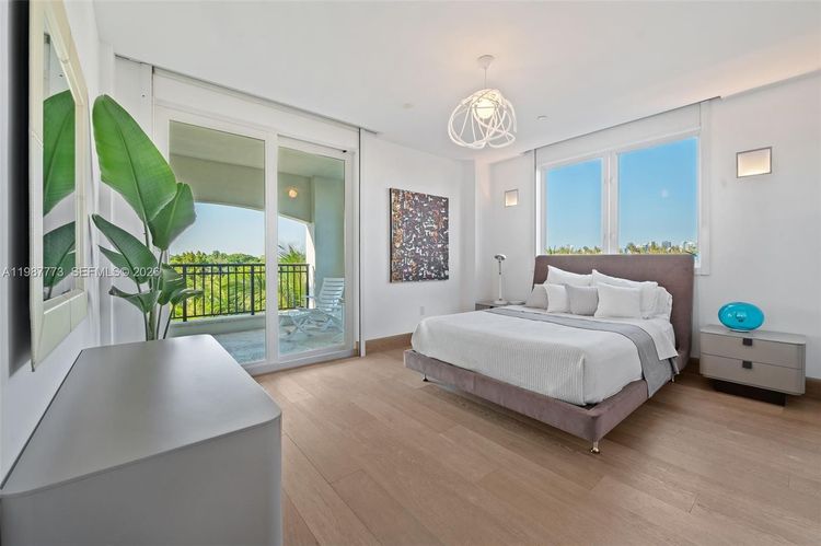 Residences at Vizcaya #502 image #24