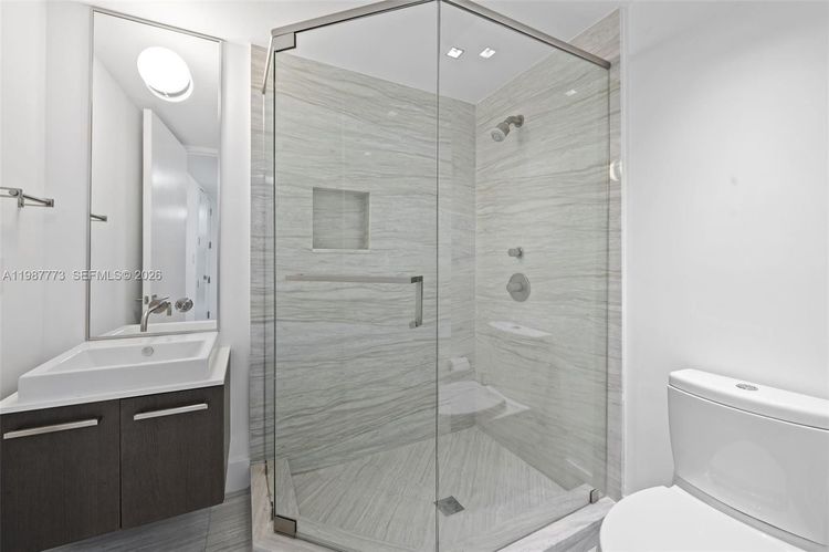 Residences at Vizcaya #502 image #31