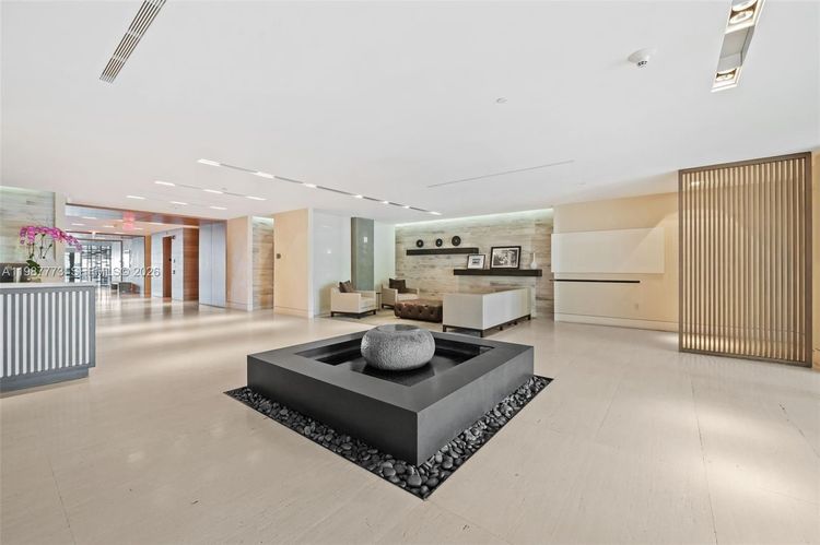 Residences at Vizcaya #502 image #43