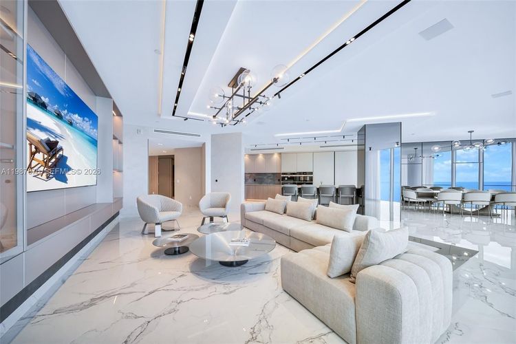 Trump Hollywood #3905 image #16