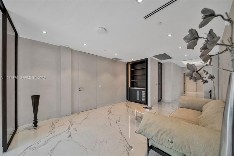 Trump Hollywood #3905 image #27