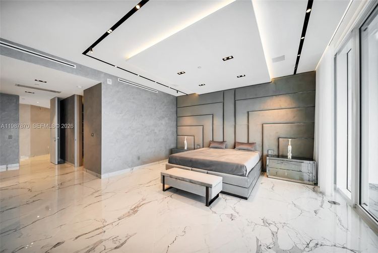 Trump Hollywood #3905 image #34