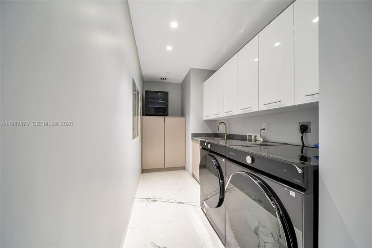 Trump Hollywood #3905 image #35