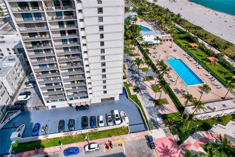 Oceanfront Plaza #418 image #39