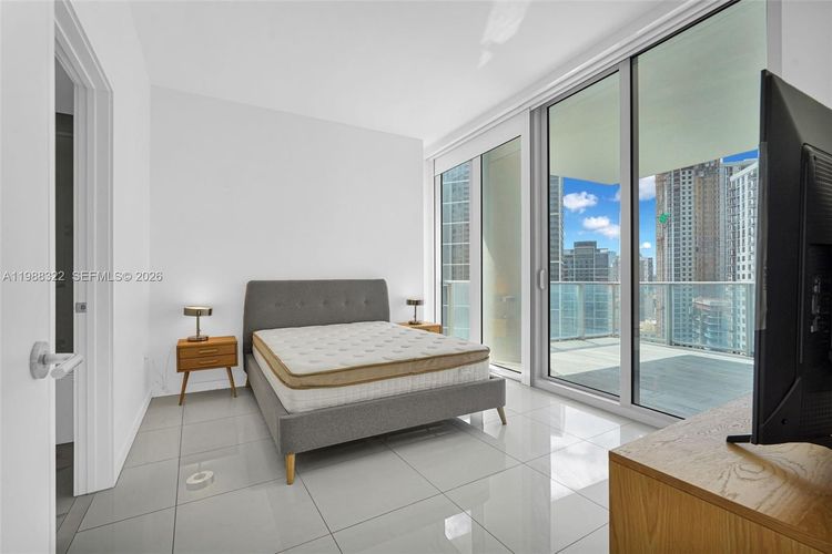 Paramount Miami Worldcenter #2912 image #37