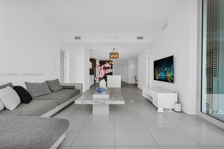 Paramount Miami Worldcenter #2912 image #7