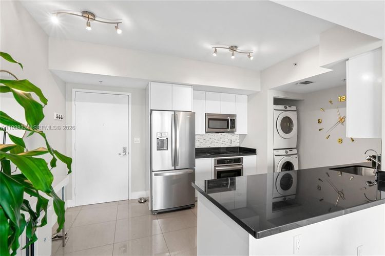 Mint #4702 image #10