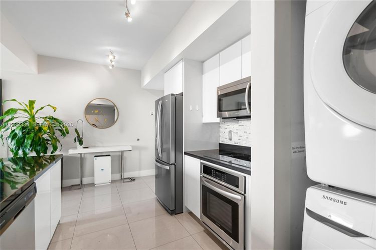 Mint #4702 image #16