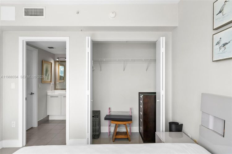 Mint #4702 image #27