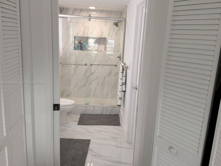 Turnberry on the Green #2204 image #15