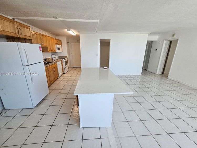 Burleigh House #1821 image #15