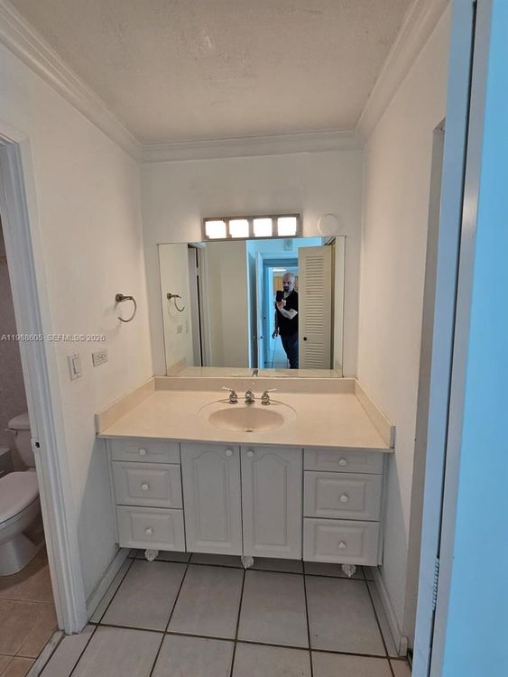 Burleigh House #1821 image #16