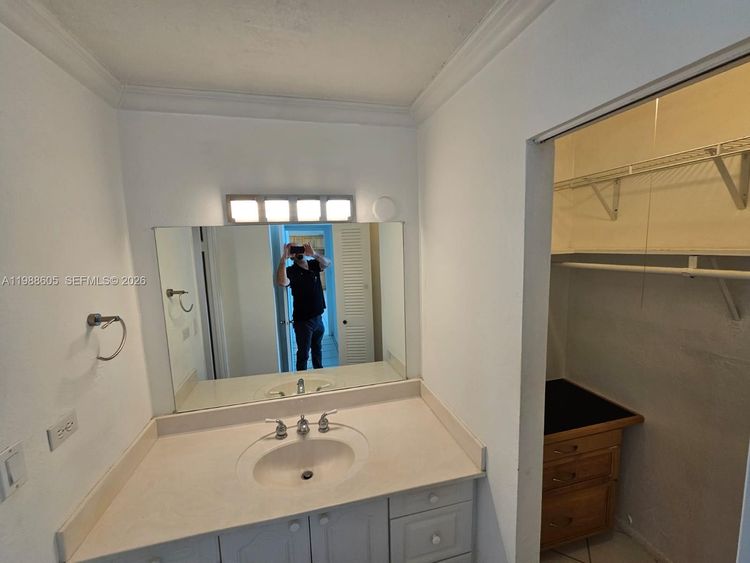 Burleigh House #1821 image #6