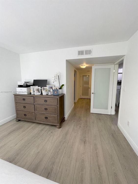 Ocean Village #304 image #6