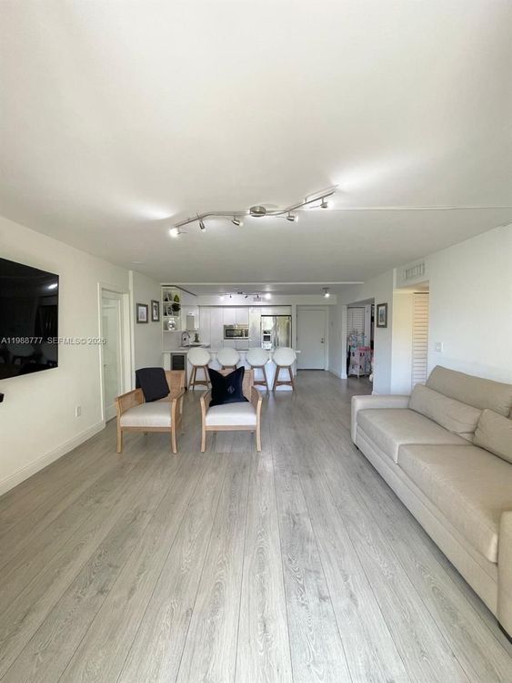 Ocean Village #304 image #9