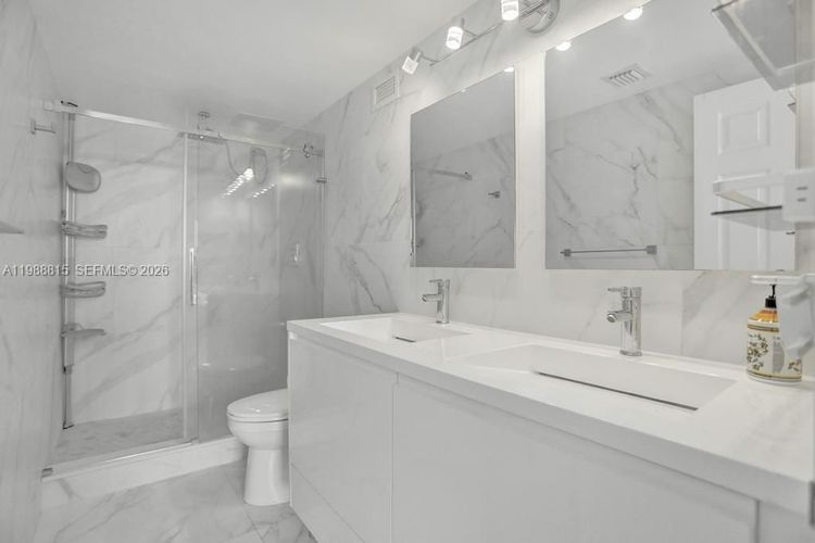 The Wave Condominium #525 image #20