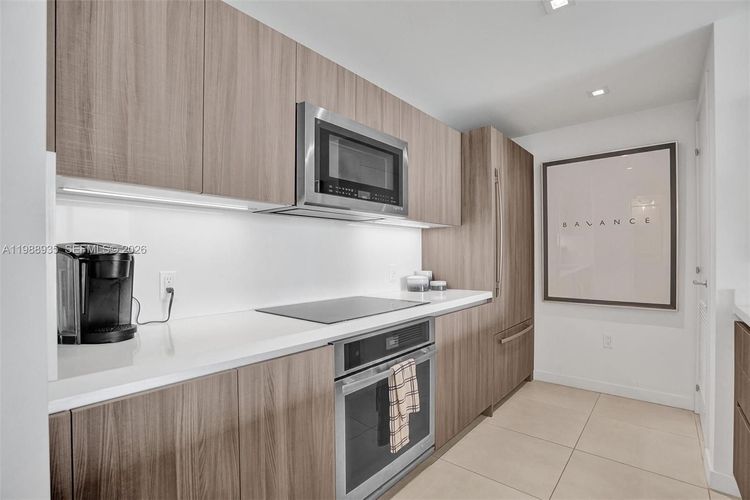 Tiffany House #513 image #16