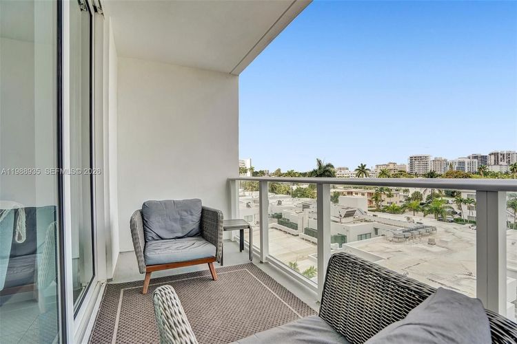 Tiffany House #513 image #34