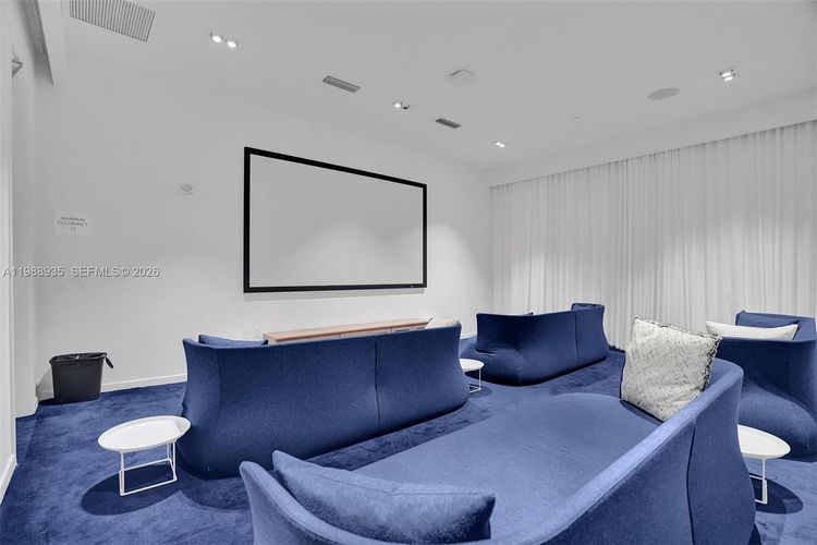 Tiffany House #513 image #36