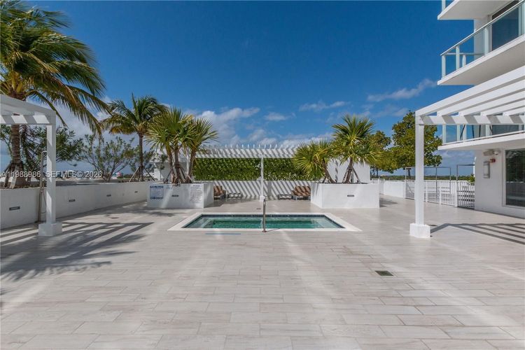 Baltus House #1205 image #12