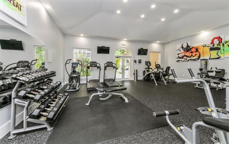 The Yacht Club at Aventura #6108 image #37