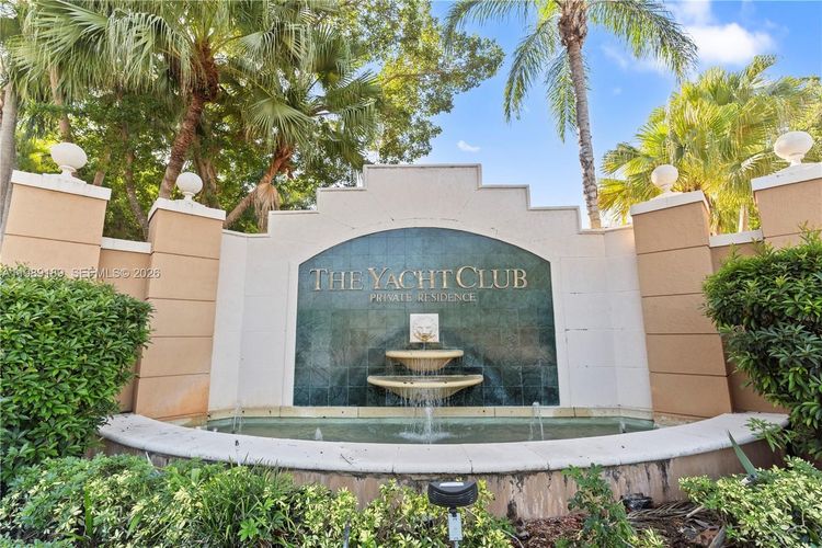 The Yacht Club at Aventura #6108 image #45