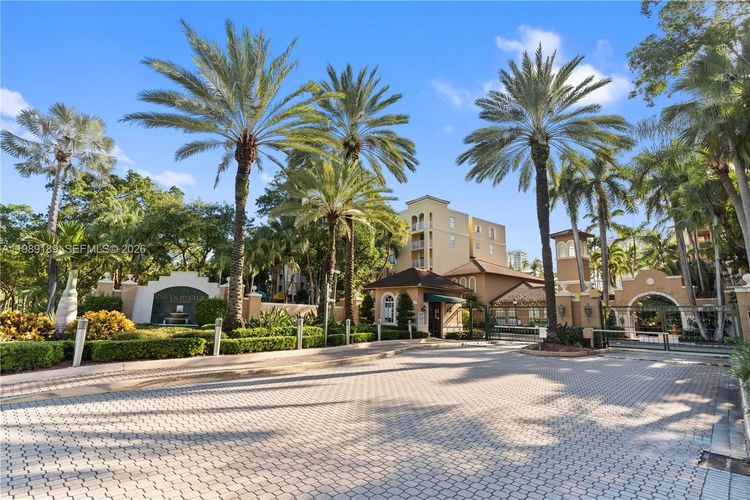 The Yacht Club at Aventura #6108 image #46
