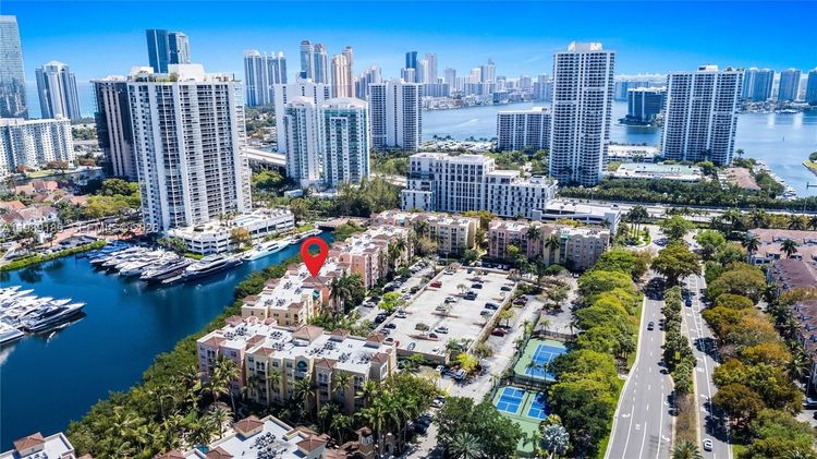 The Yacht Club at Aventura #6108 image #51
