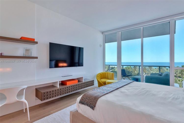 Continuum I South #708 image #15