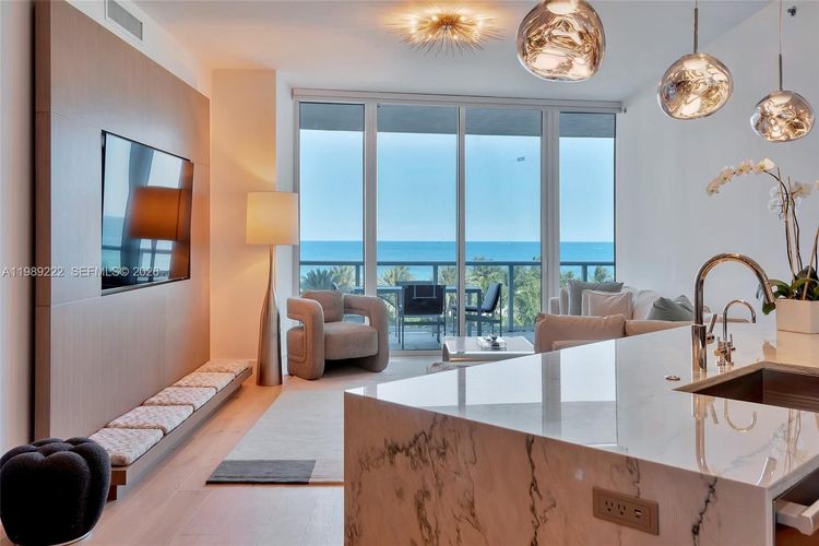 Continuum I South #708 image #24