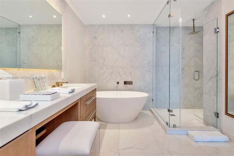 Continuum I South #708 image #8