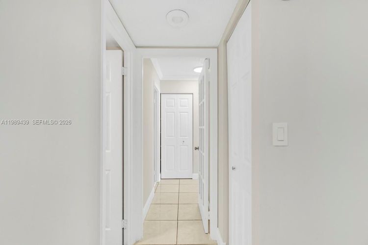 Commodore Plaza - Tower #806 image #12