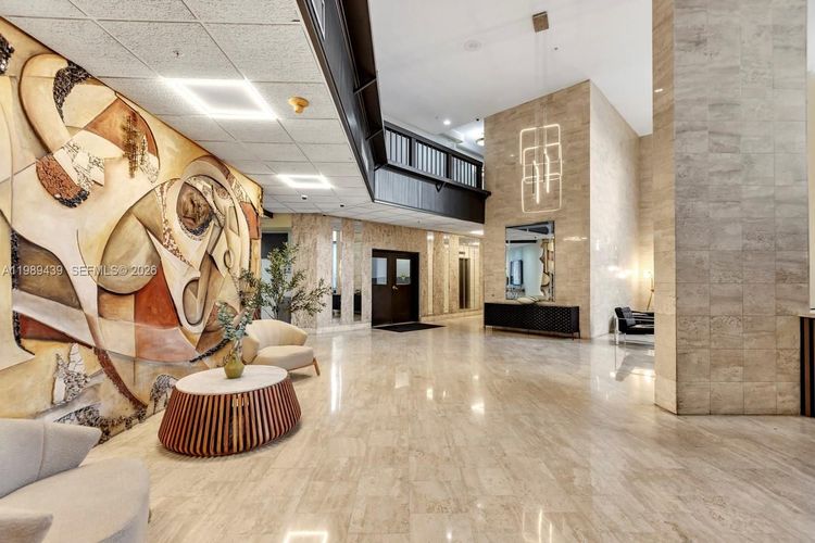 Commodore Plaza - Tower #806 image #23