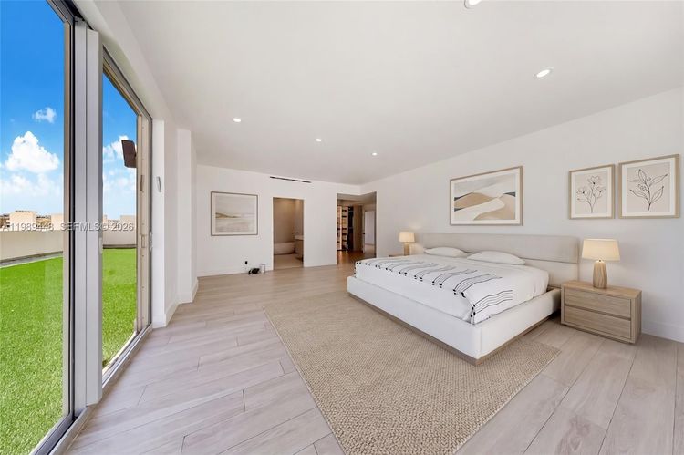 Prince George Condo #21C image #10