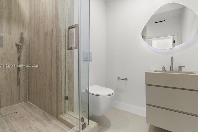 Prince George Condo #21C image #19