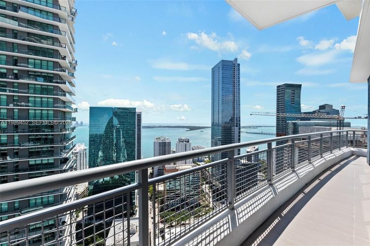 Infinity at Brickell #3800 image #9
