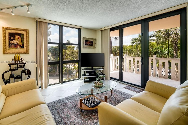 Towers of Key Biscayne #F206 image #15