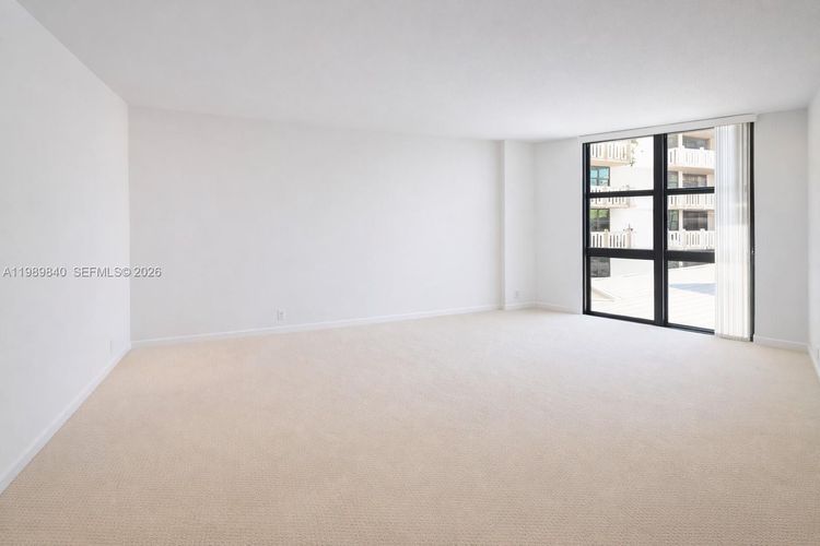 Towers of Key Biscayne #F206 image #7