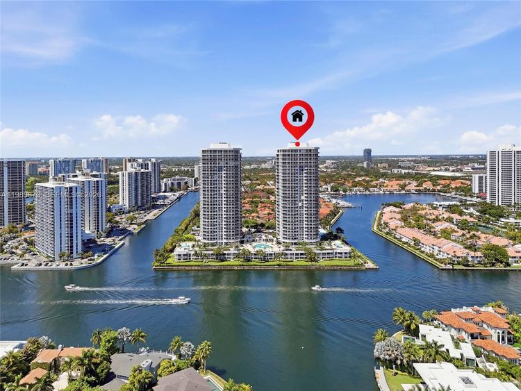 One Island Place #1203 image #44