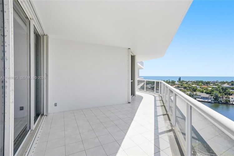 One Island Place #1203 image #9