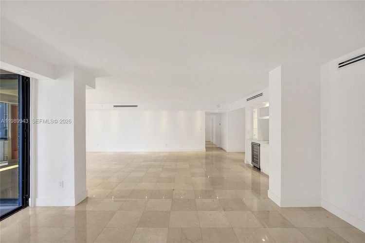 The Tiffany #504 image #19