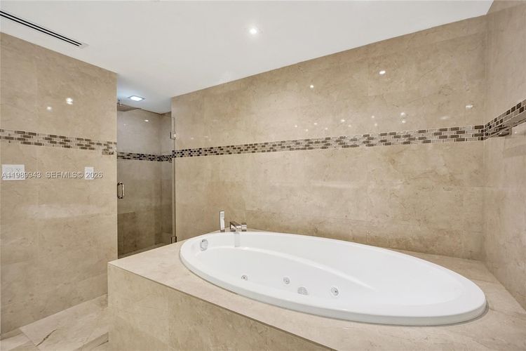 The Tiffany #504 image #26