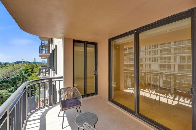 The Tiffany #504 image #41