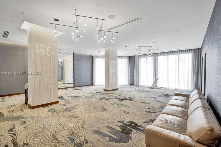 The Tiffany #504 image #56