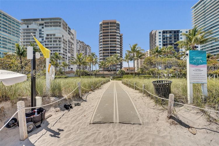 The Tiffany #504 image #58