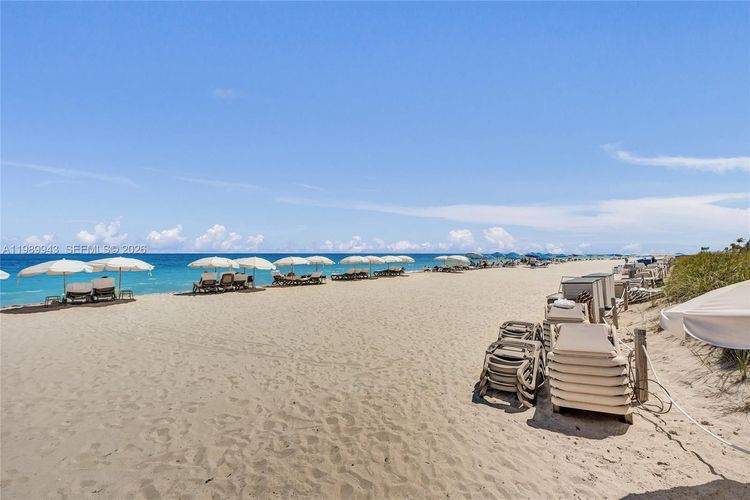 The Tiffany #504 image #61