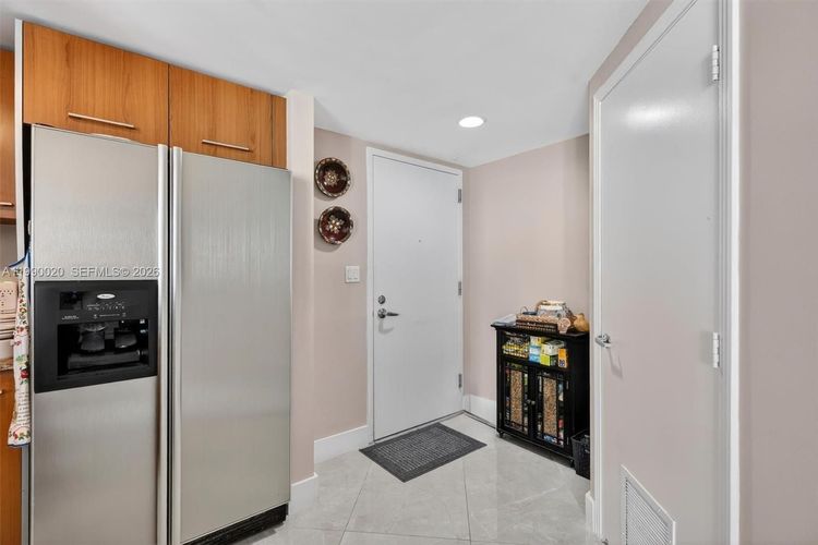 Metropolis at Dadeland #1203 image #22