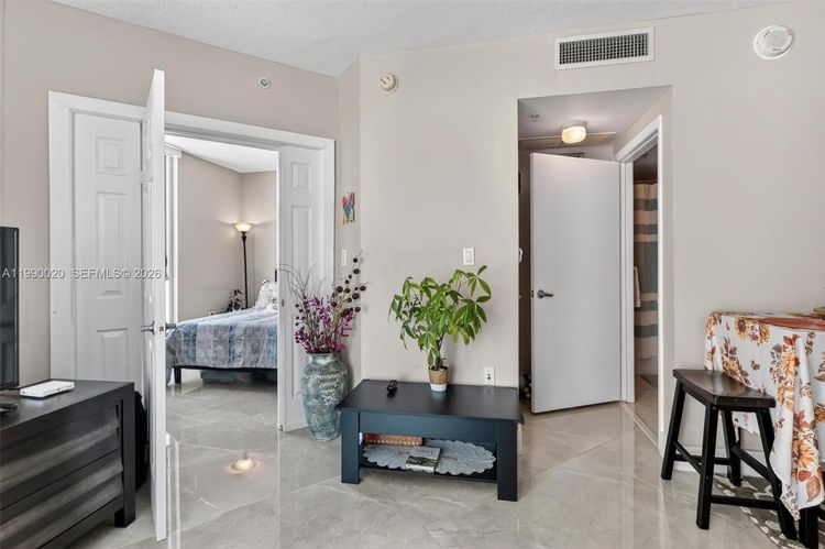 Metropolis at Dadeland #1203 image #29