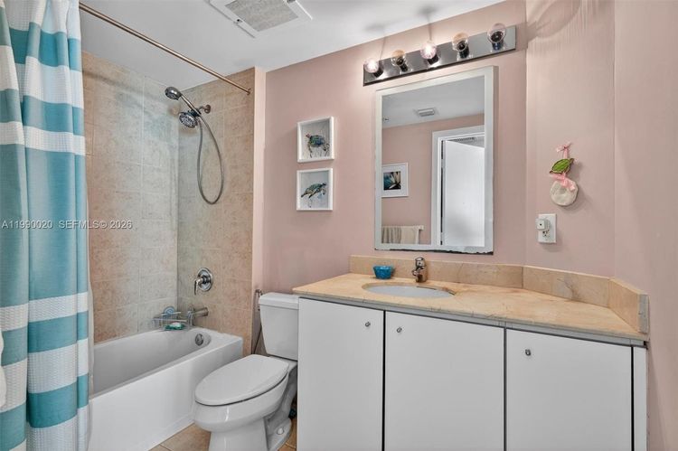 Metropolis at Dadeland #1203 image #40